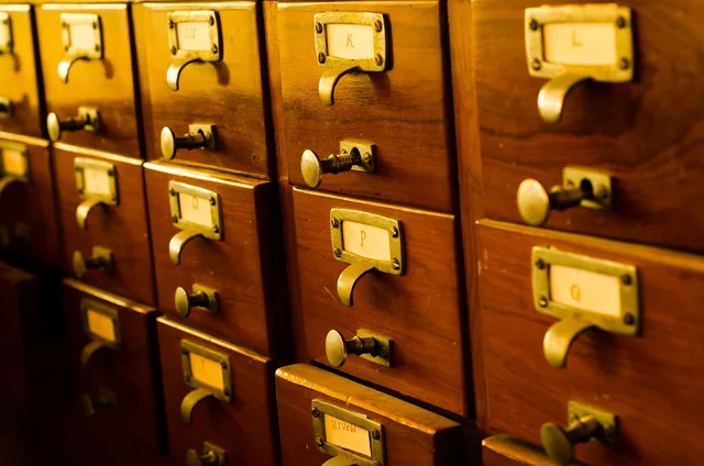 cabinet, drawer, wood, catalogue, catalog, brown, old, search, retrieval, cabinet, drawer, catalogue, catalogue, catalog, catalog, catalog, catalog, catalog, search. Testowanie wyszukiwania na rzeczywistych plikach
