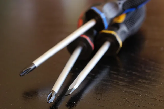 screwdriver, tool, craft, phillips, work, working device, tools, workshop, children, children's tool, screws, three, screwdriver, screwdriver, screwdriver, screwdriver, screwdriver. Zmiana i porządkowanie narzędzi